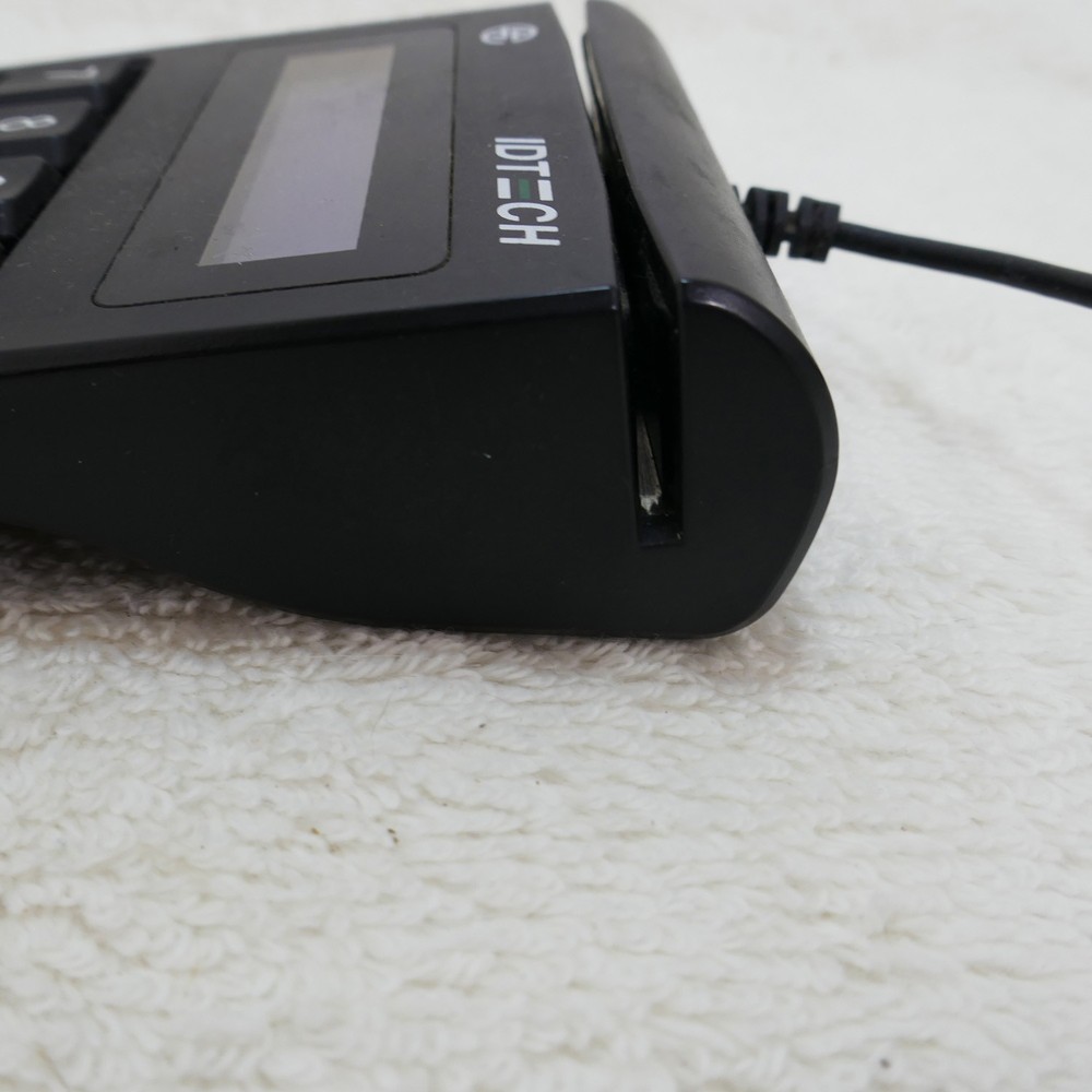 ID TECH SREDKey Key Pad + USB MagStripe Reader Credit Card Reader