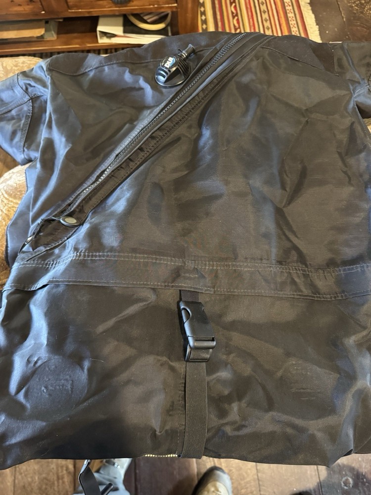 Drysuit SCUBA