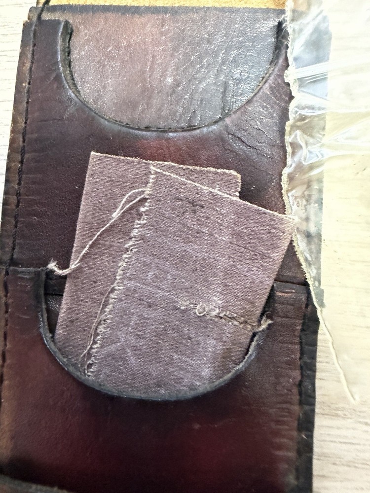 Vintage 3 Dart Leather Holder