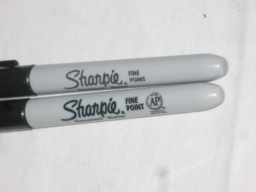 NEW Sharpie Black Markers Multi-Pack 24 pc with 2 x Chisel Tip + 1 Super Sharpie