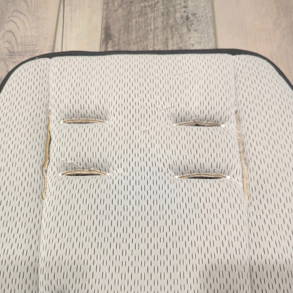 UPPAbaby Bundle: Infant Snug Seat Rain Shield Mosquito Net Mesh -See Description