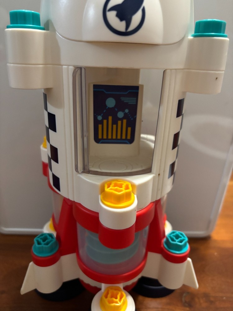 Space Adventure take Apart Rocket Ship WORKS!!