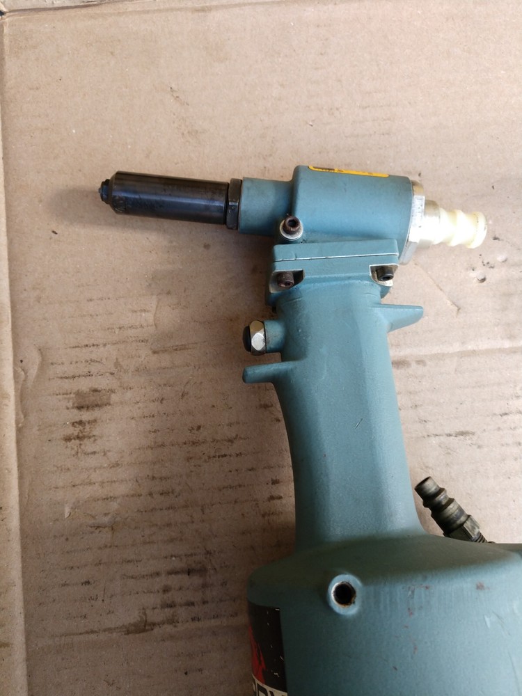 Cherry G743 Riveter rivet pneumatic