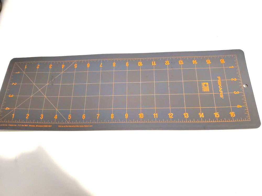 FISKARS 16x4 Cutting Mat Ruler