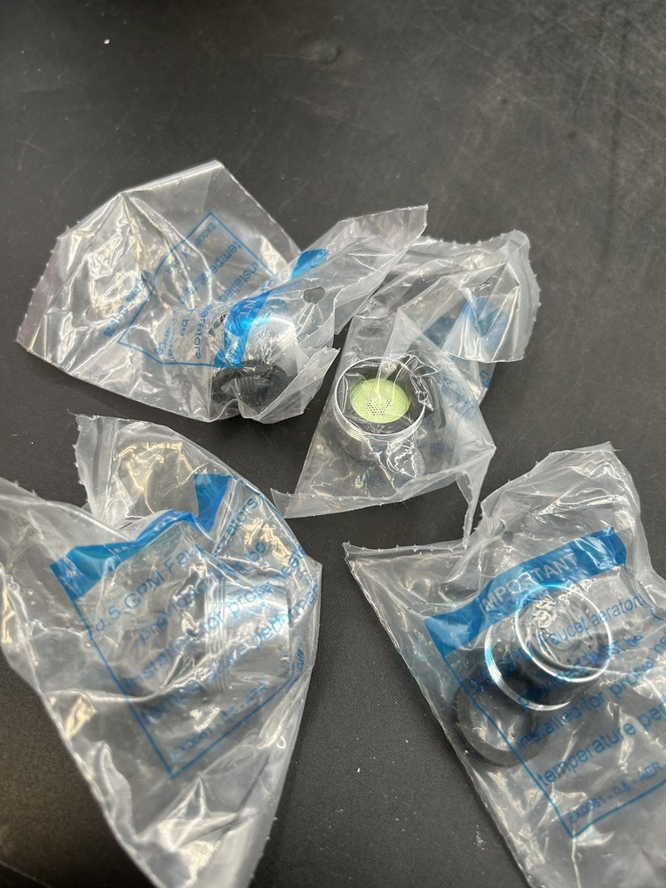 Eemax Am012240t Commercial Electric Tankless Water Heater, Undersink, 240Vac,