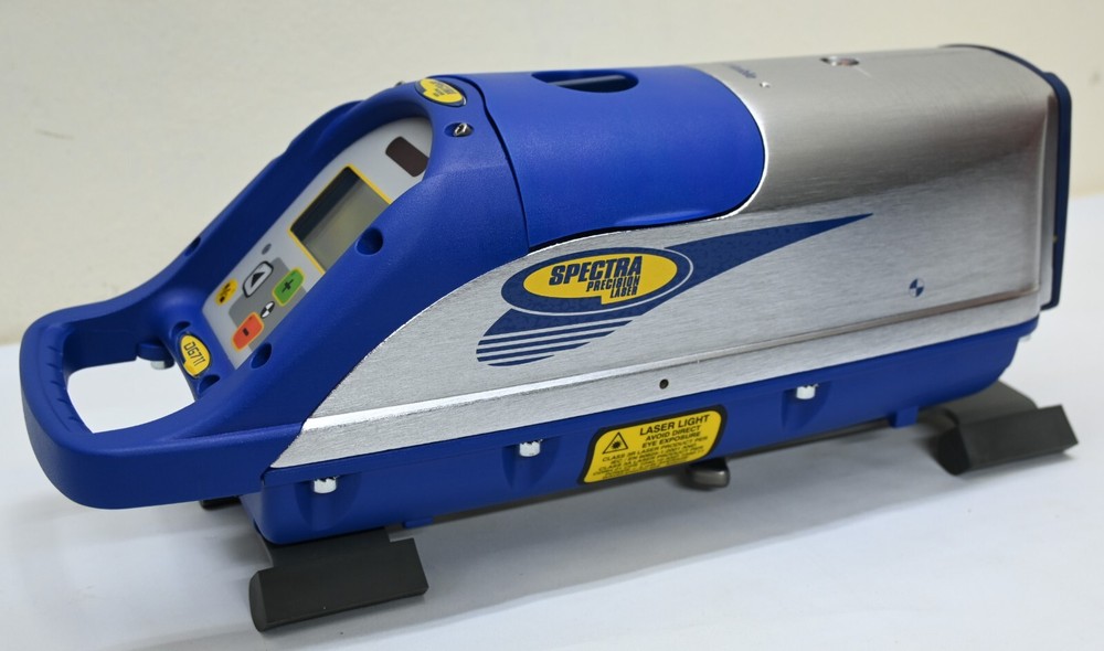 Spectra Trimble DG711 Precision Pipe Laser Kit