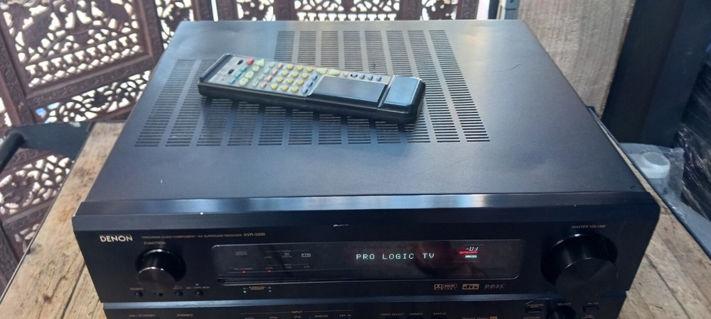 Denon surround receiver AVR-3300