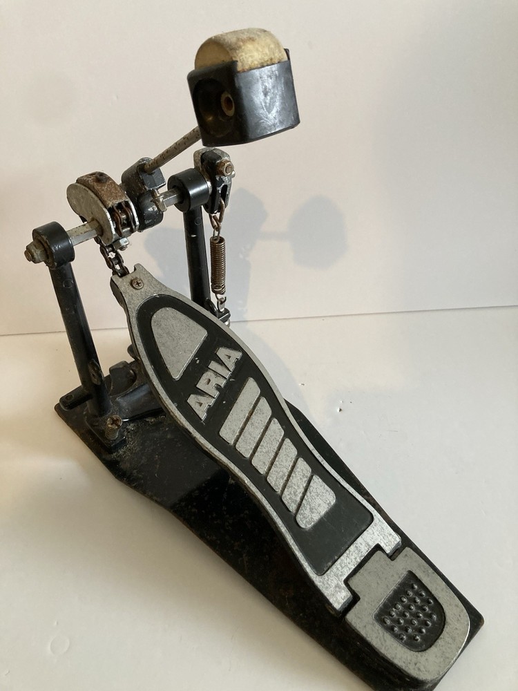 Aria Single Bass Drum Kick Pedal / Hardware - Black