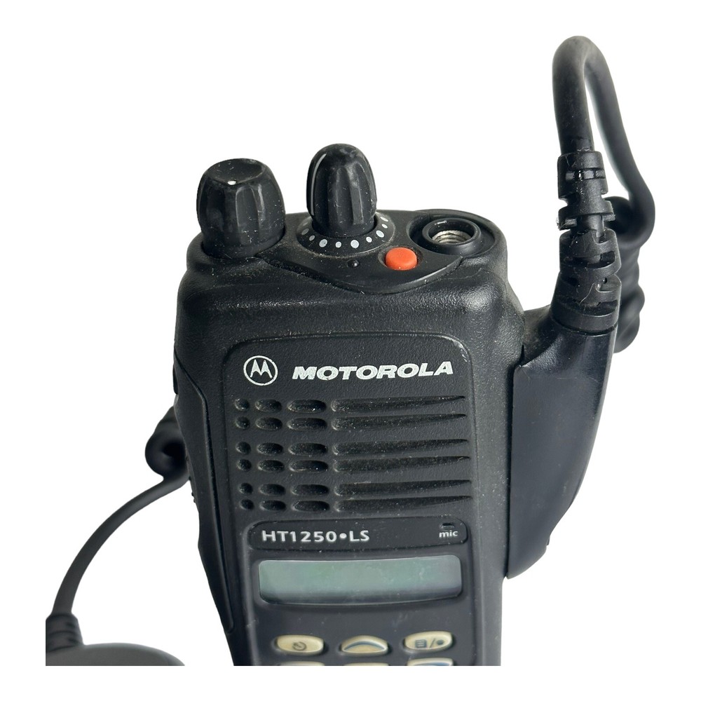 Motorola HT1250 LS AAH25RDH9DU5AN