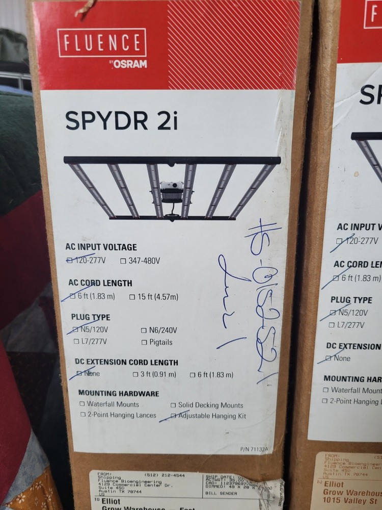 Fluence Bioengineering SPYDR 2i 47" LED Grow Light slightly used