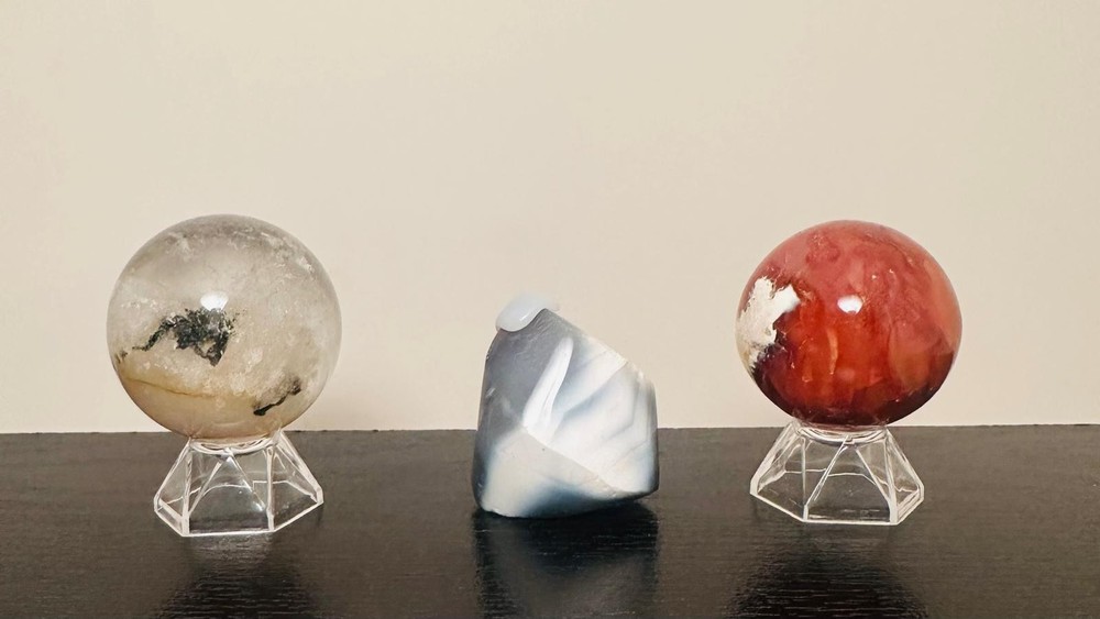 Manifestation journal With 3 Crystals