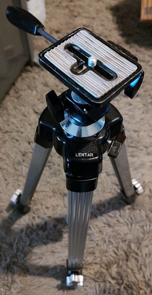 Lentar 3 Section Elevating Tripod Model No. TD-7