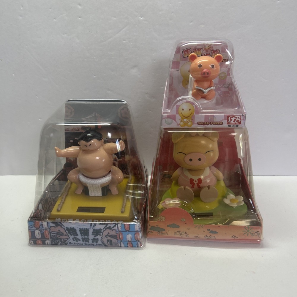 3 Toy  Bobble Head Solar Clock