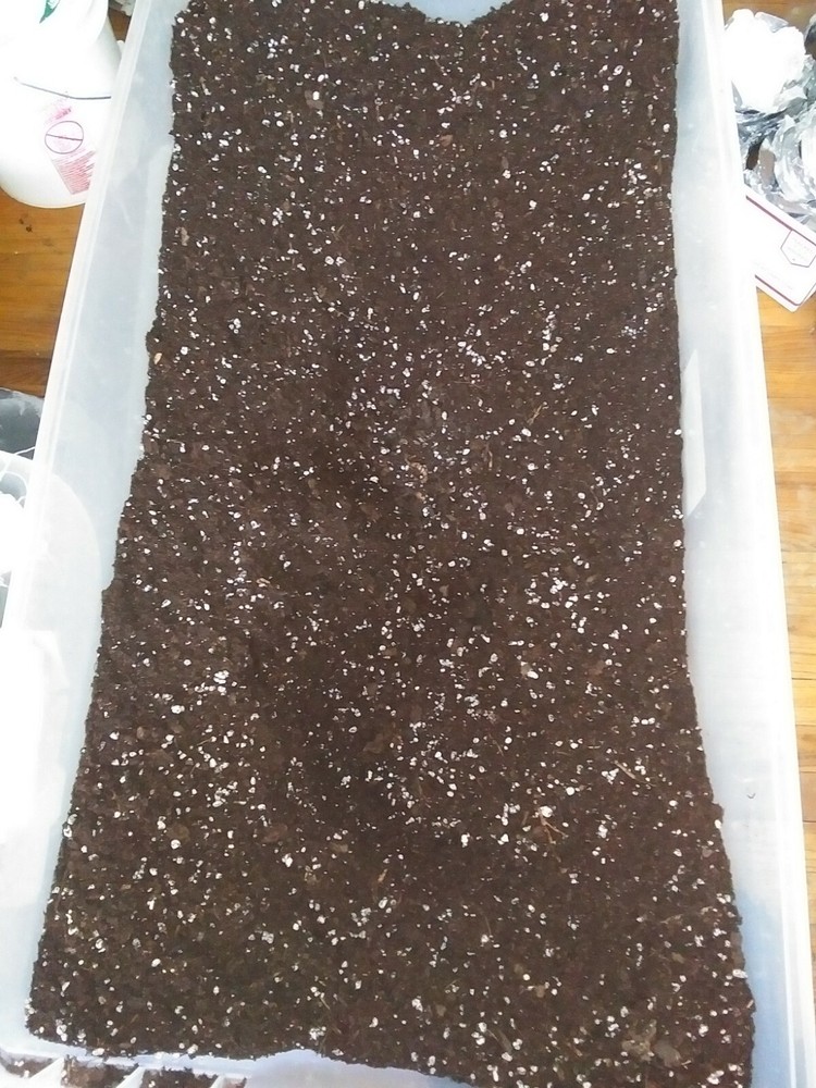 Super potting soil 12 Qts.Changed by microbes Will not burn. Premium
