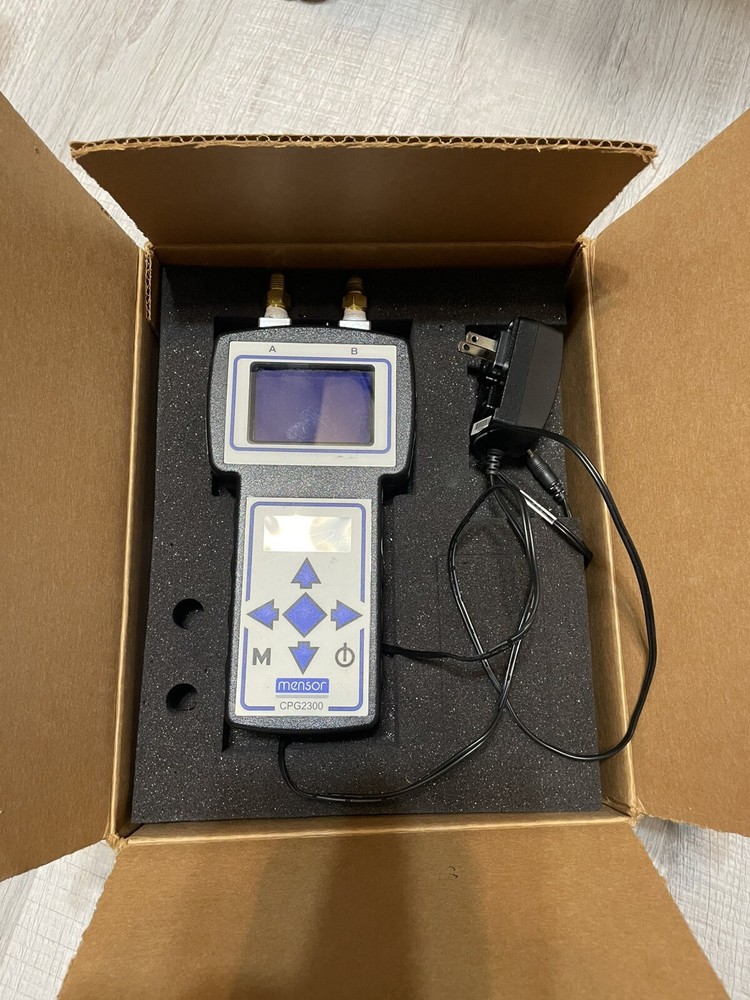 Mensor CPG 2300 Portable Barometer