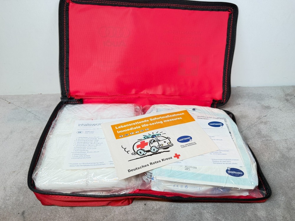 Audi First Aid Kit OEM 8E0860281