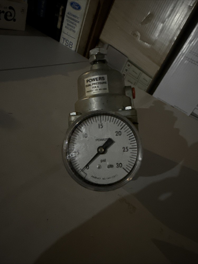 POWERS 1/4" SINGLE PRESSURE REDUCING VALVE 0-30 PSI 201-1002