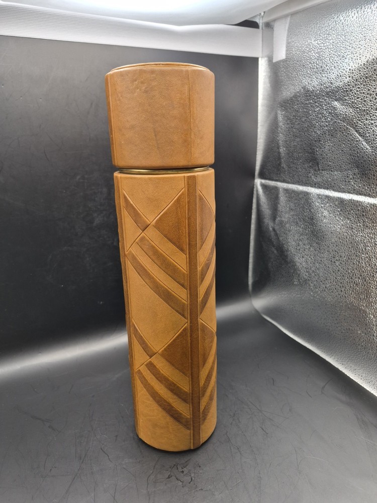 Leather Whiskey Bottle Or Wine Bottle Storage Case Container Silk Lined 14.5"×4"