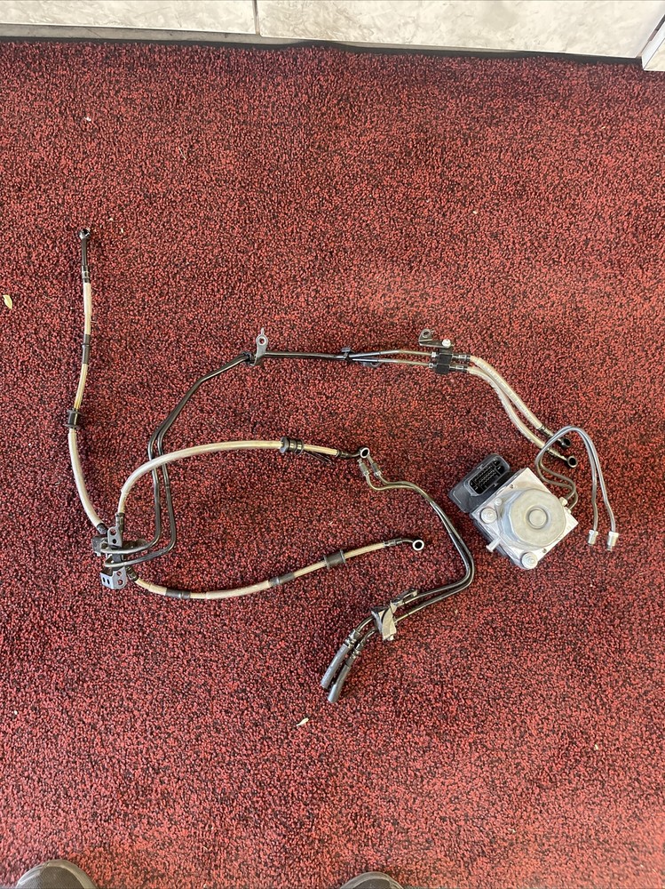 2018 YAMAHA YZF R1 ABS PUMP UNIT MODULE