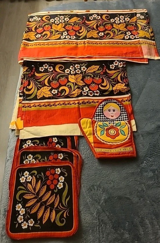 Набор Для Кухни Из 10 Предметов Хохлома 100% Хлопок. Новый.