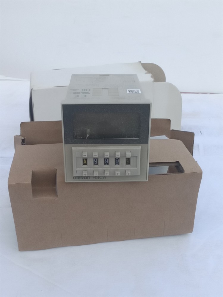 Omron H3CA-A Timer Open Box