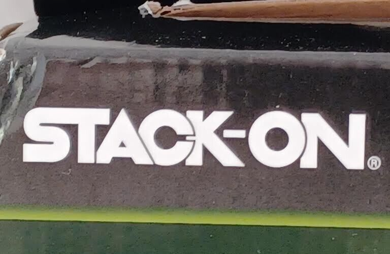 STACK-ON PORTABLE SECURITY CASE PC-95C-18 Combination Lock Protect Valuables