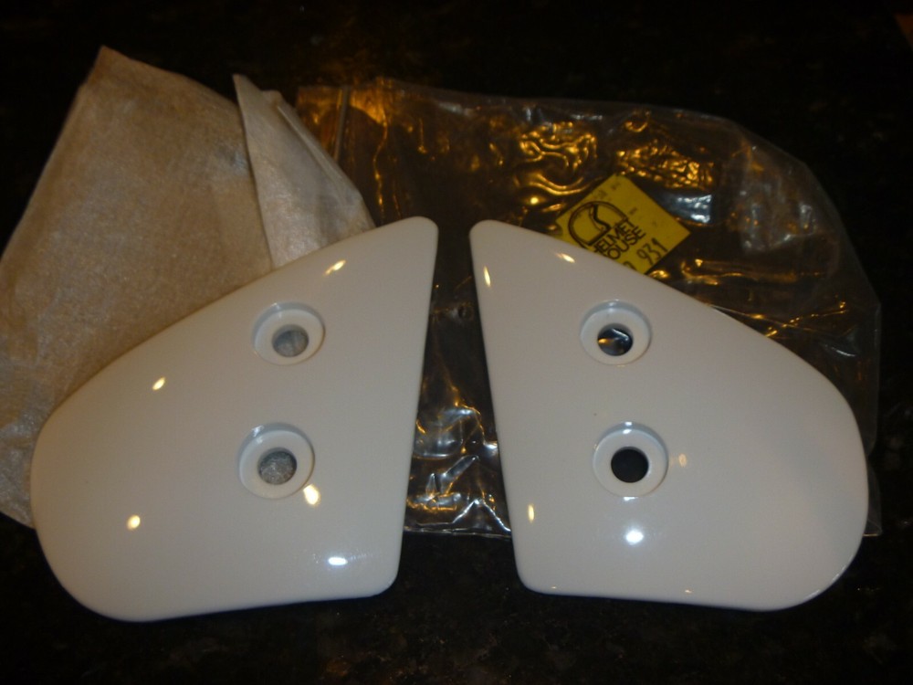 NEW NOS Helmet Shield Visor White Pivot Kit