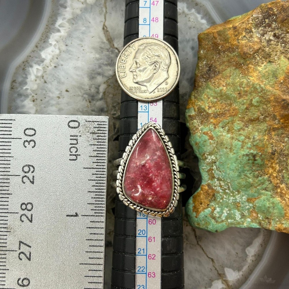 Sterling Silver Southwestern Style Triangle Thulite Split Shank Ring Size 8