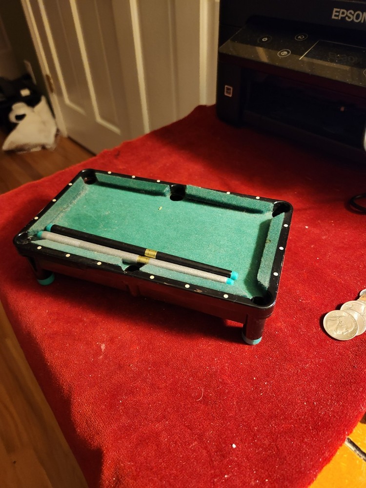 Desktop MINI POOL TABLE World Showcase Gift Collection