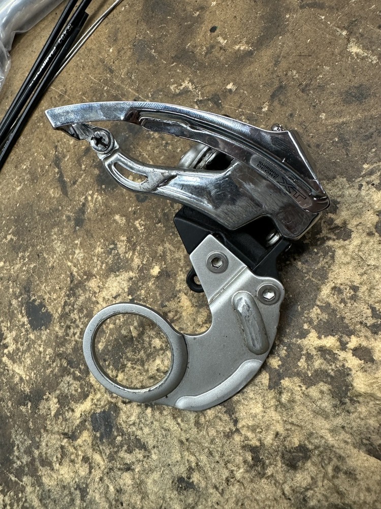 Shimano Deore XT FD-M750 Front Derailleur E-Type Mount 3 x 9 Bottom Pull
