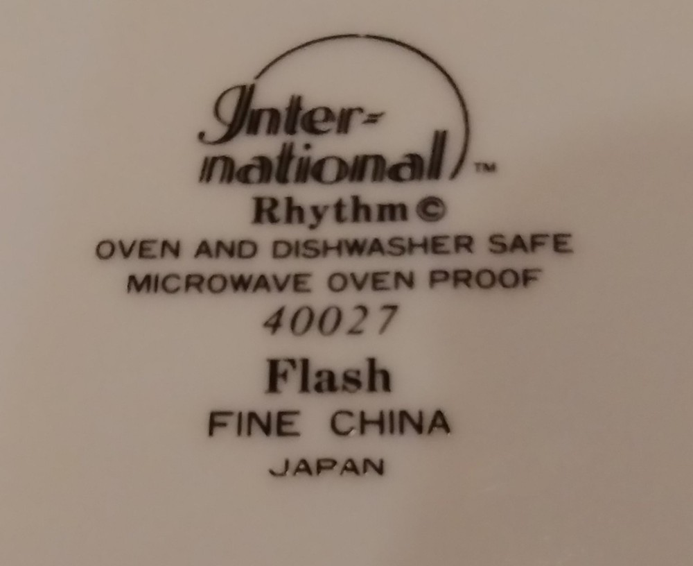 International Rhythm 40027 Flash dinner plate, 10-1/4" diameter