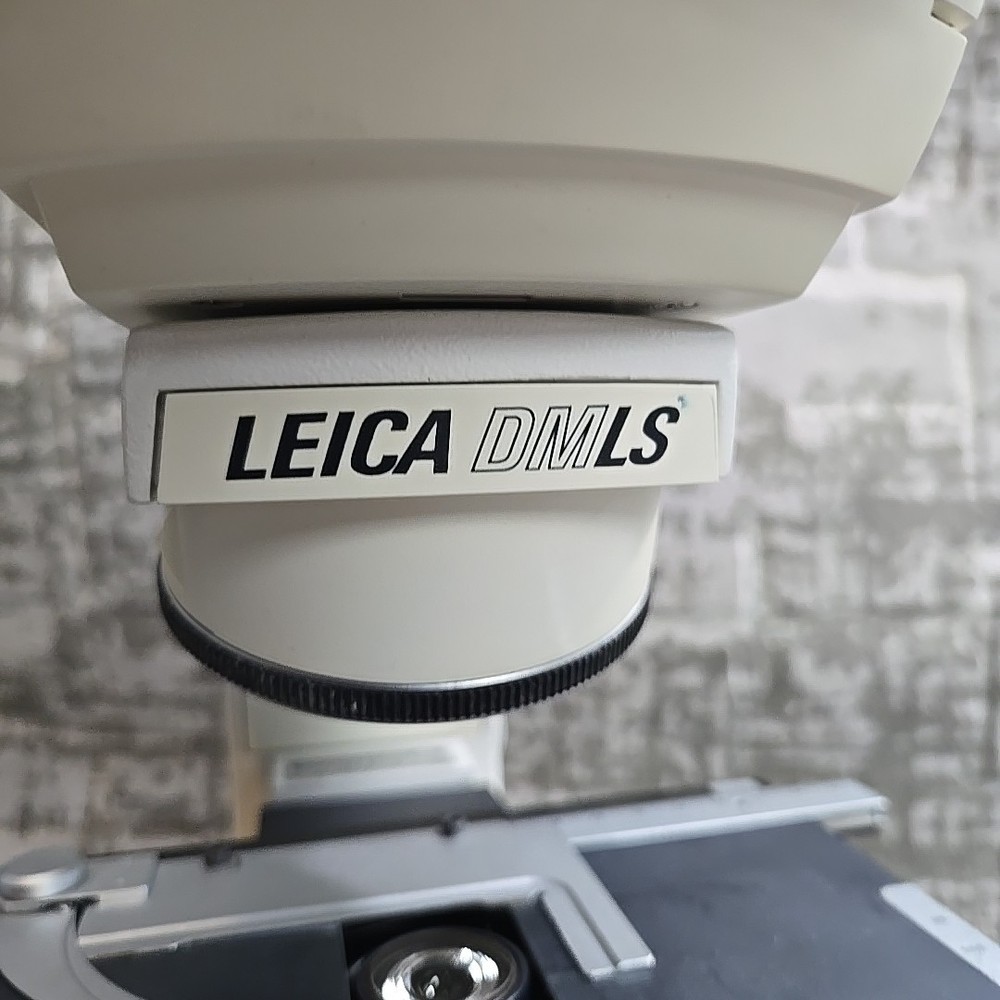 LEICA DMLS Binocular Microscope 020-518.000