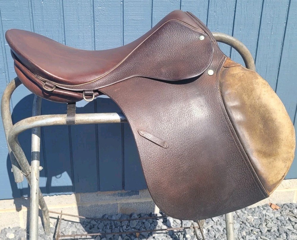 Stubben Siegfried 18" Saddle