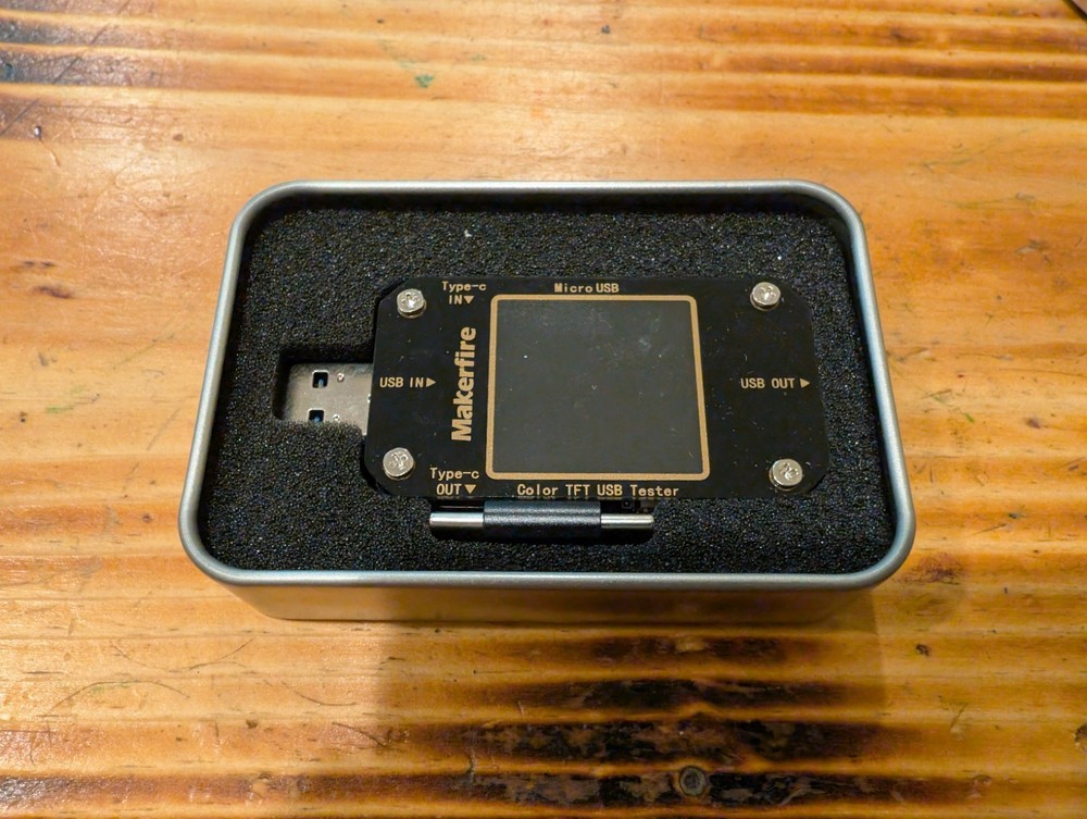 MakerHawk USB Multimeter Voltmeter Ammeter Load Tester Light black