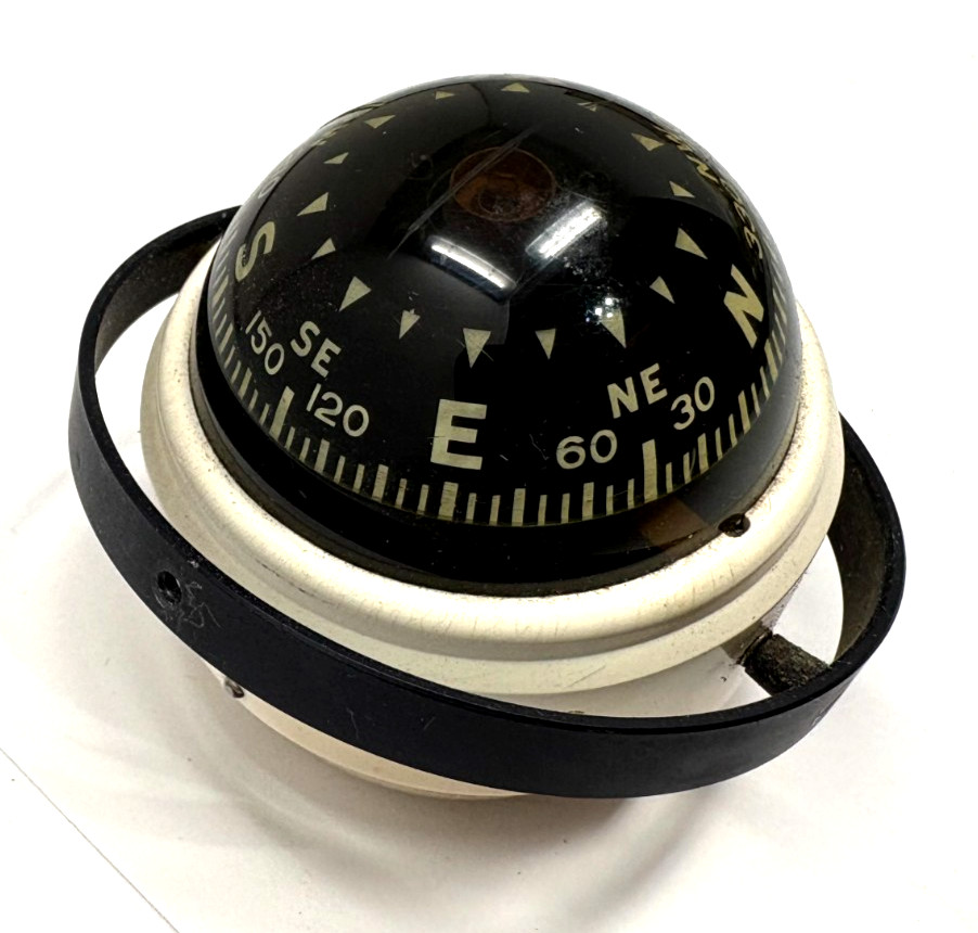 VINTAGE AIRGUIDE AUTO/BOAT COMPASS