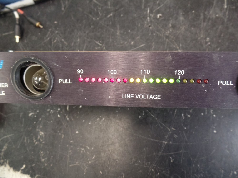 Furman PL-PLUS Power Conditioner & Light Module - 1U rack - 15 amp - UNTESTED