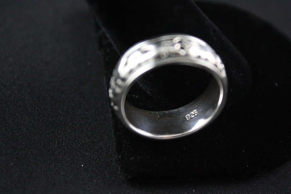 .925 Sterling Silver Spinner Ring Claddagh Celtic