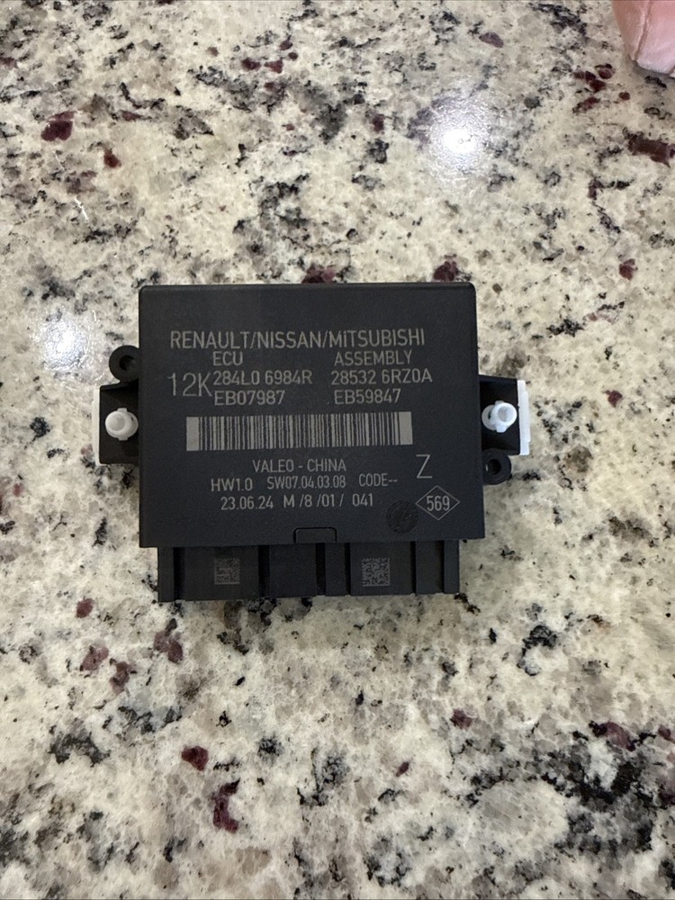 Genuine Nissan Control Module 28532-6RZ0A