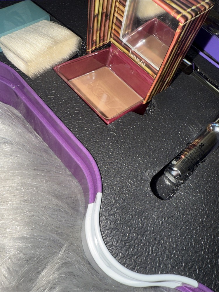 Benefit Trailer Tin Hoola Mascara Gimme