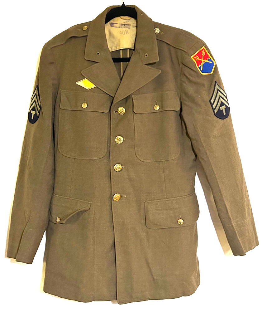 WWII US Eastern Defense Command 4 Pocket Service Coat / Uniform