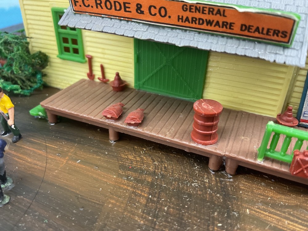 F G RODDE & CO. HARDWARE
