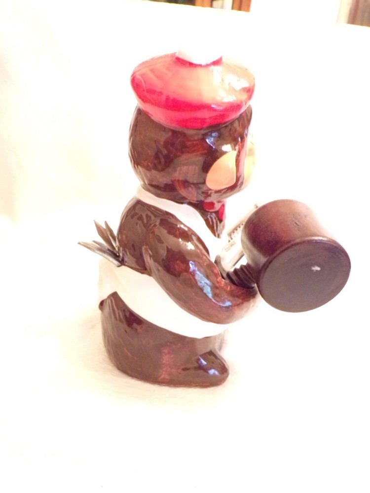 VTG Monkey Nut Cracker Set