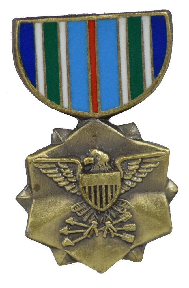 JOINT SERV. ACH (DOD) HAT PIN