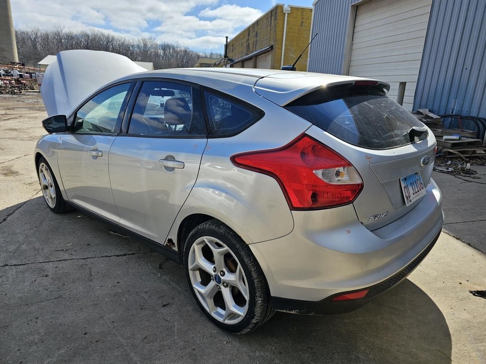 FOCUS 2012 Headrest 2443281