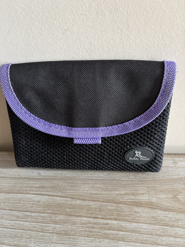 Buddy Pouch Black Wallet