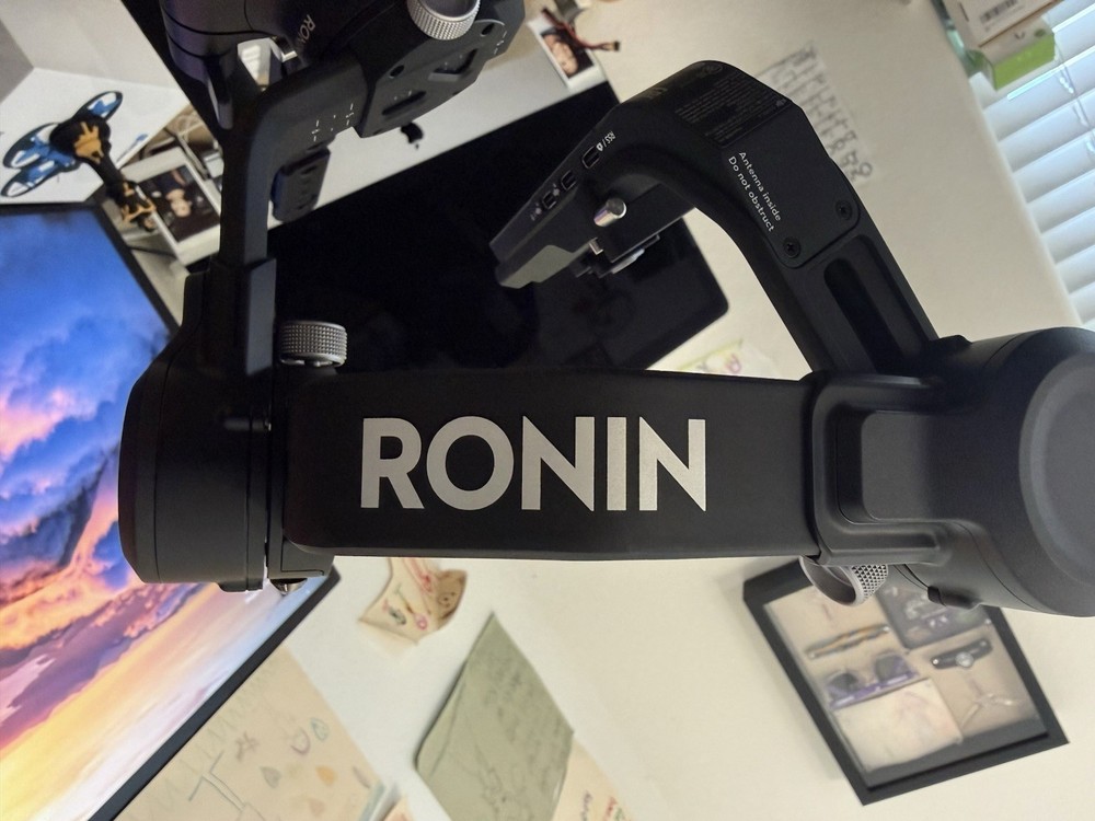 DJI Ronin SC 2 Gimbal Stabilizer