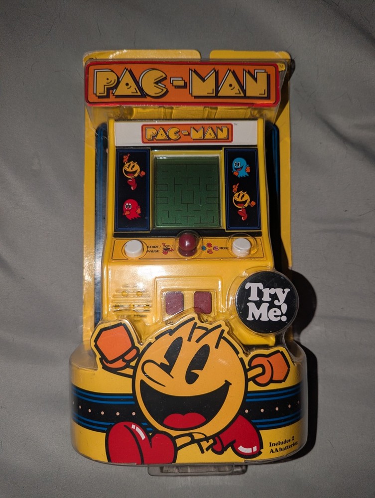 Pac-Man Handheld Retro Mini Arcade Classic Working Basic Fun Bandai Namco 09521