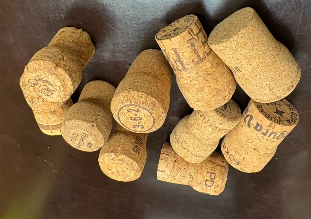 Used Champagne/Sparkling Wine Corks