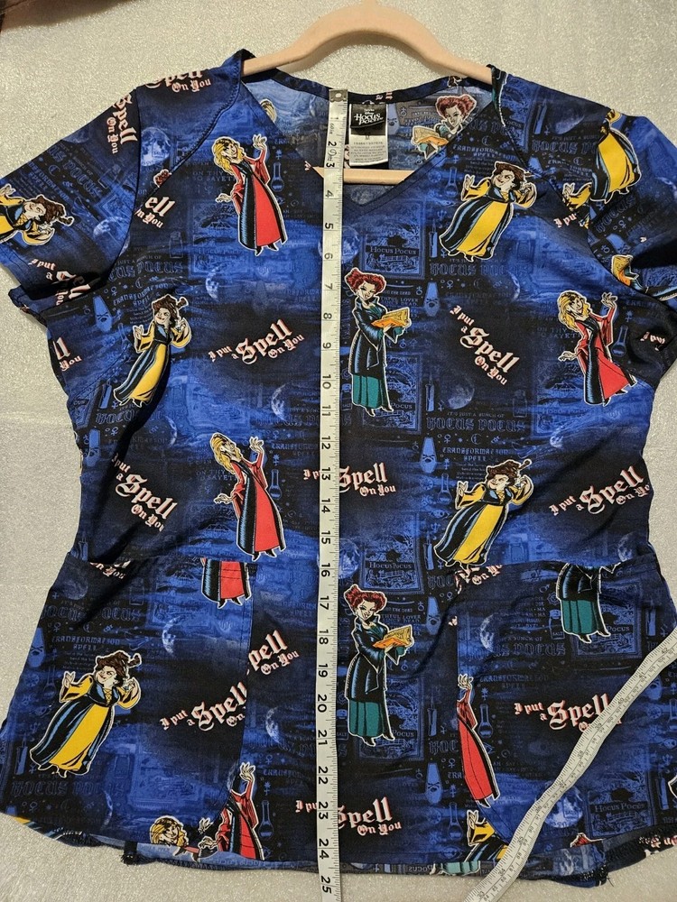Disney Hocus Pocus Women's Scrub Top Size Medium