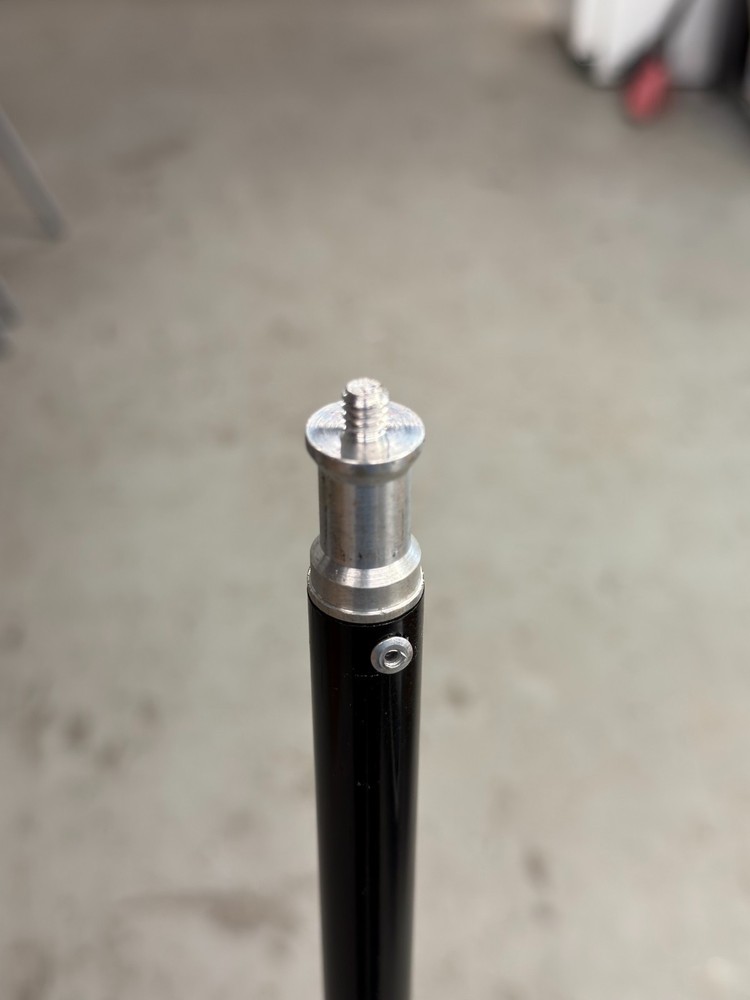 Air-Cushioned Light Stand